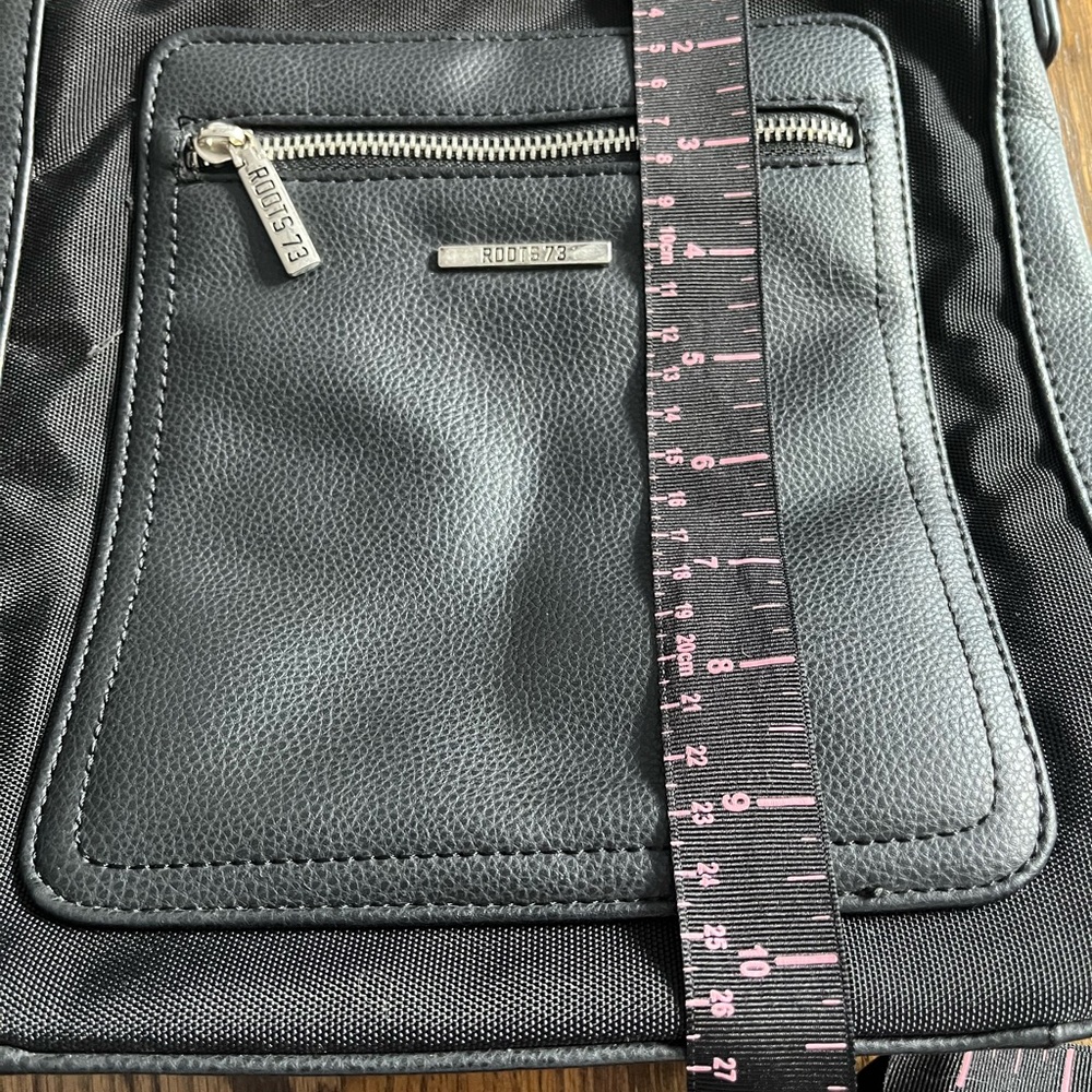# 61- Roots Black Crossbody Bag - Picture 5 of 5